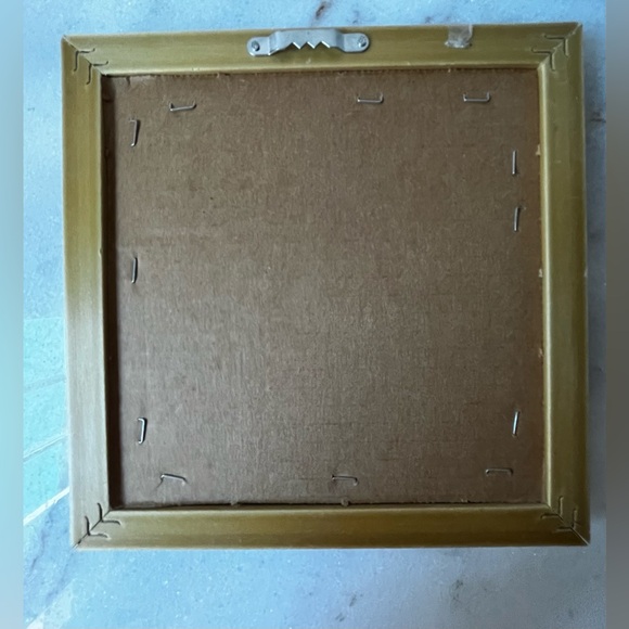 Framed Garden Scene Paintings set of 2 - Picture 7 of 14